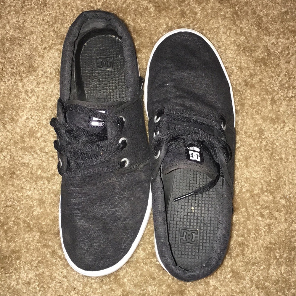 DC Unilite shoes